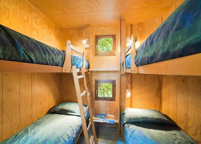 Lido مكان تخييم