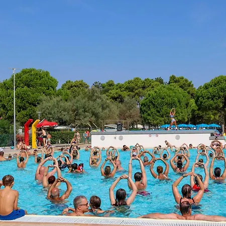 مكان تخييم Lido 3*