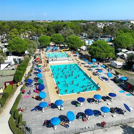 مكان تخييم Lido بيبيوني